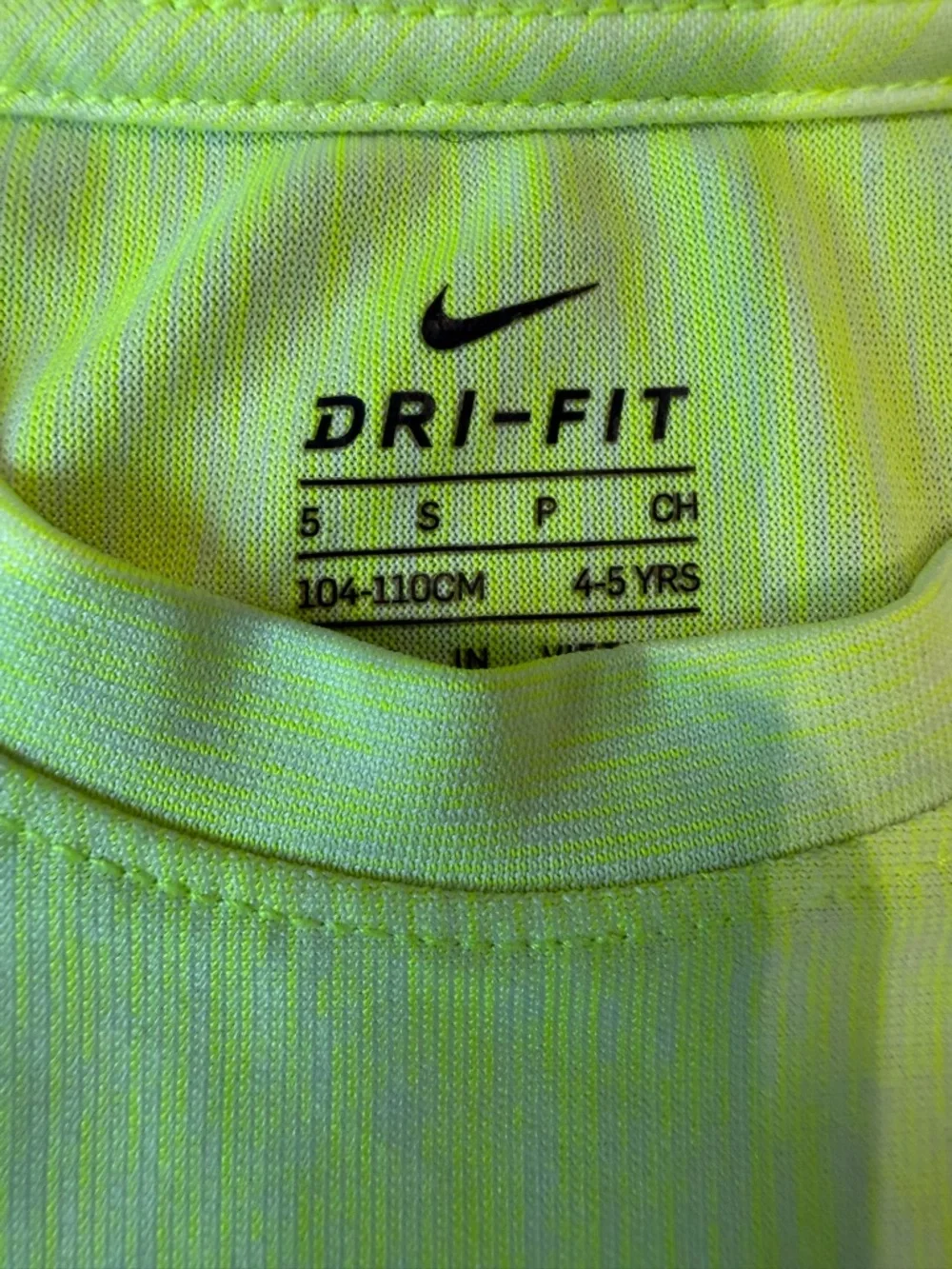 Nike Neon Yellow Long Sleeve Top with Black Pants Set (5) - Picture 5 of 9